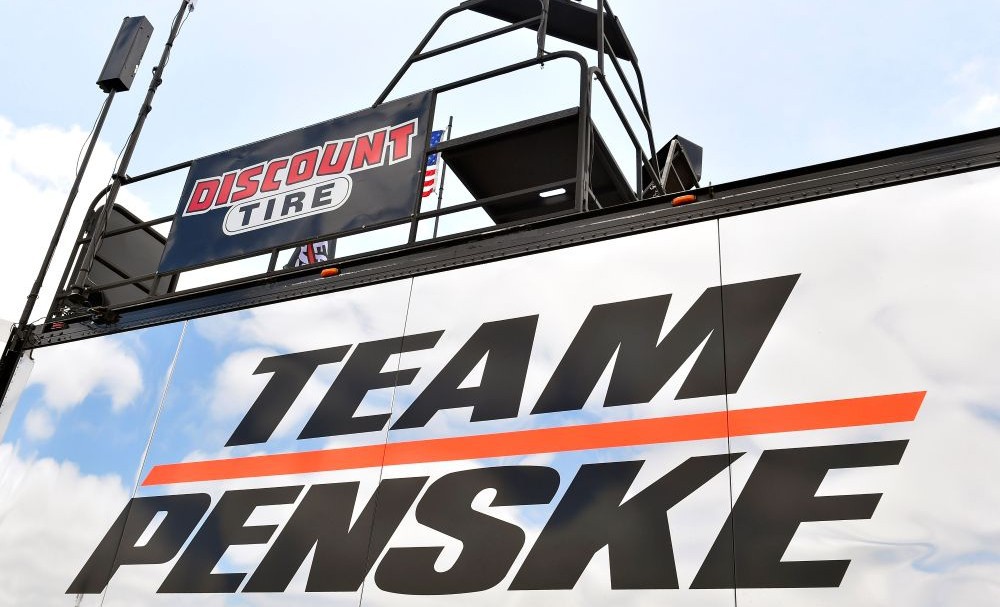 Discount Tire Extends Partnership with Team Penske